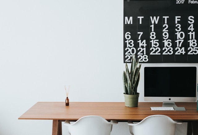 5 Ideas To Decorate Your Work From Home Space